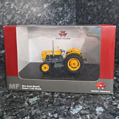 Universal hobbies massey - universal,