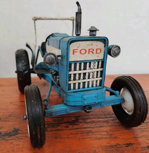 Model tractor ford 4000 - -,